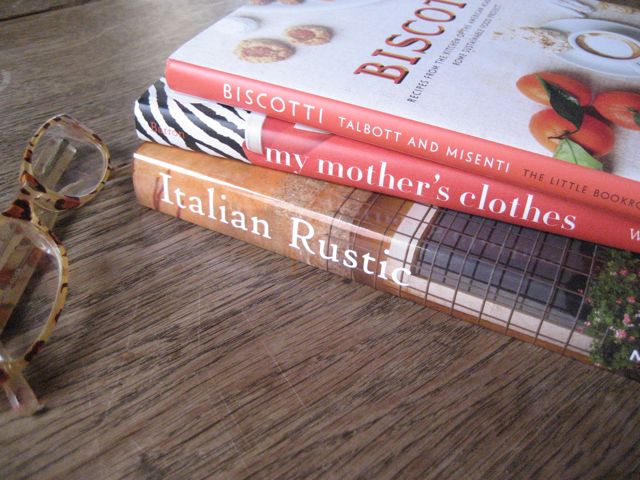 holiday shopping and a book giveaway