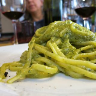 Linguine con Pesto di Pistachio Osteria Tripperia Il Magazzino