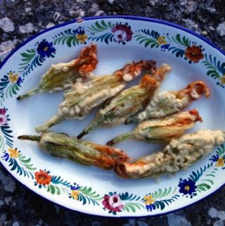 fried zucchini blossoms