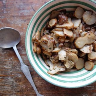 Jerusalem Artichokes with Sage