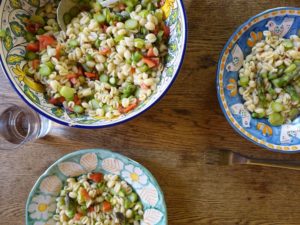 Pasta with Asparagus and Tomatoes