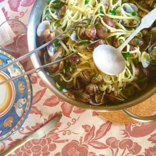 Spaghetti alle Vongole Elizabeth Minchilli