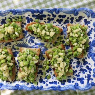 Fave Pecorino Bruschetta - 1