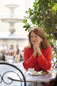 Elizabeth Minchilli