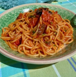 Pasta Puttanesca