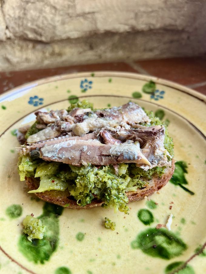 Bruschetta Sardines Broccoli