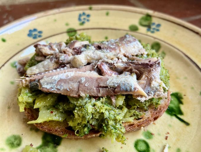 Bruschetta Sardines Broccoli